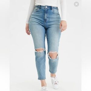 American Eagle Stretch Faded Ripped Cropped‎ Curvy High-Rise Mom Jeans